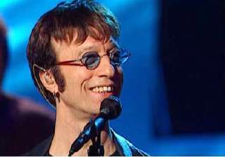 bee gee robin gibb wakes from coma - India TV bee gee robin gibb wakes from coma - India TV
