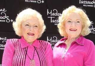 betty white gets waxed in hollywood - India TV betty white gets waxed in hollywood - India TV