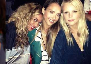 beyonce twerks at backstage party view pics -... beyonce twerks at backstage party view pics -...