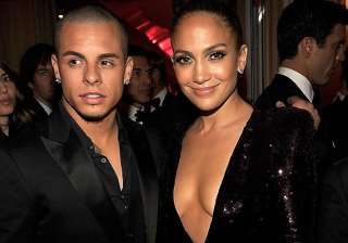 jennifer lopez s ex casper smart still living in... jennifer lopez s ex casper smart still living in...