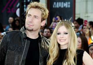 chad kroeger admires wife avril lavigne s cooking... chad kroeger admires wife avril lavigne s cooking...