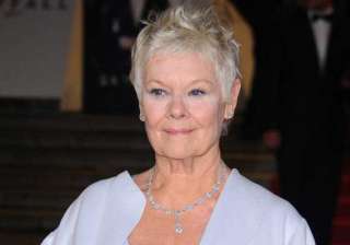 dame judi dench all fine for movie premiere -... dame judi dench all fine for movie premiere -...