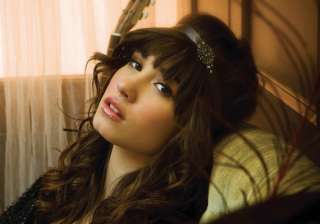 demi lovato sprains foot - India TV demi lovato sprains foot - India TV