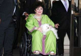 elizabeth taylor left more than 800 000 to last... elizabeth taylor left more than 800 000 to last...