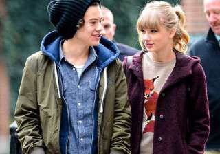 everyone writes songs on experiences harry styles... everyone writes songs on experiences harry styles...