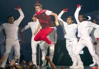 fans believe in bieber give him 4th no. 1 album -... fans believe in bieber give him 4th no. 1 album -...