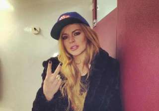 friends worried about lindsay lohan s sobriety -... friends worried about lindsay lohan s sobriety -...