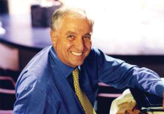 garry marshall donates bench to church - India TV garry marshall donates bench to church - India TV