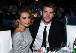 hemsworth cyrus end rumours of split - India TV hemsworth cyrus end rumours of split - India TV