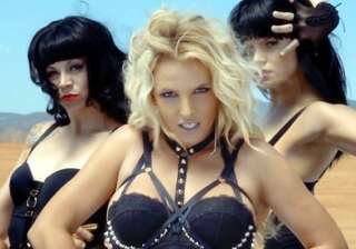 i always sing live britney spears - India TV i always sing live britney spears - India TV