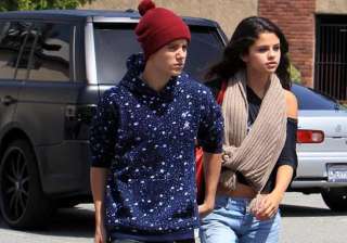 selena justin back together - India TV selena justin back together - India TV