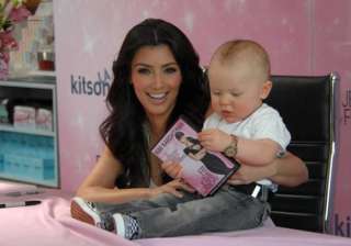 kim kardashian to have uterus removed after... kim kardashian to have uterus removed after...