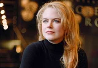 nicole kidman likes to have snakes at parties -... nicole kidman likes to have snakes at parties -...