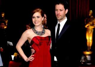 amy adams to finally tie the knot with her fiance... amy adams to finally tie the knot with her fiance...