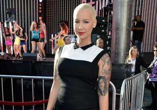 amber rose poses in revealing swimsuit - India TV amber rose poses in revealing swimsuit - India TV