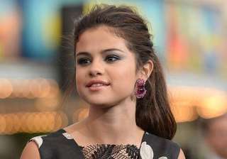 selena gomez has learnt from her mistakes - India... selena gomez has learnt from her mistakes - India...