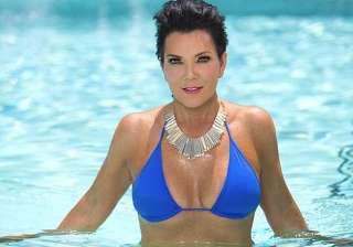 kris jenner being blackmailed over her nude video... kris jenner being blackmailed over her nude video...
