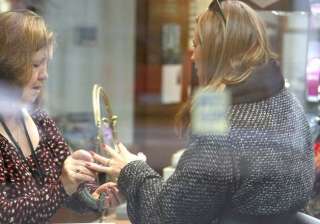 kimberley walsh spotted buying wedding ring -... kimberley walsh spotted buying wedding ring -...