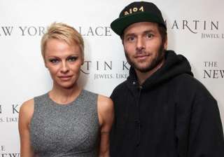 pamela anderson divorced - India TV pamela anderson divorced - India TV