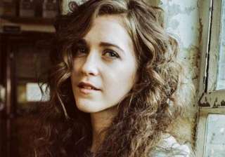 rae morris keen to collaborate with chris martin... rae morris keen to collaborate with chris martin...