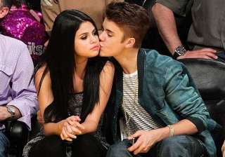 selena gomez might date justin bieber again -... selena gomez might date justin bieber again -...