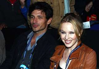 it s a splitsville for kylie minogue and beau... it s a splitsville for kylie minogue and beau...
