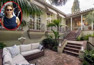 jodie foster selling los angeles home - India TV jodie foster selling los angeles home - India TV