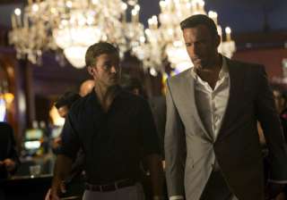 justin timberlake drank beer for runner runner... justin timberlake drank beer for runner runner...