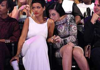 katy perry pulled girl s hair during catfight -... katy perry pulled girl s hair during catfight -...