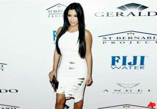 kim kardashian is engaged to kris humphries -... kim kardashian is engaged to kris humphries -...