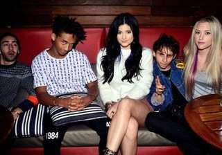 kylie jenner throws tantrums for alcohol - India... kylie jenner throws tantrums for alcohol - India...