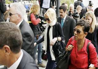 lindsay lohan sentenced to 120 days jail for... lindsay lohan sentenced to 120 days jail for...