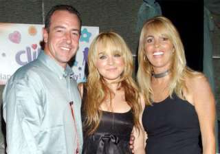 lohan s parents banned from reality show - India... lohan s parents banned from reality show - India...