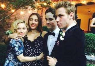 madonna throws pre prom party for daughter -... madonna throws pre prom party for daughter -...