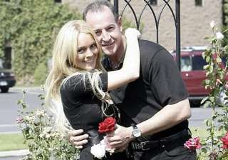 michael lohan defends lindsay - India TV michael lohan defends lindsay - India TV