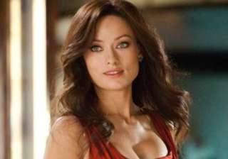 olivia wilde volunteered to strip in drinking... olivia wilde volunteered to strip in drinking...