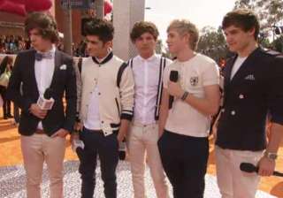 one direction lawrence shine at kids choice... one direction lawrence shine at kids choice...
