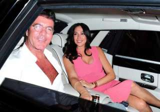 simon cowell likely to marry lauren - India TV simon cowell likely to marry lauren - India TV