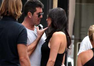 simon plans lavish baby shower for lauren - India... simon plans lavish baby shower for lauren - India...