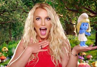 spears smurfs 2 song was too ooh la la - India TV spears smurfs 2 song was too ooh la la - India TV