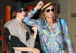 steven tyler gets engaged to girlfriend - India TV steven tyler gets engaged to girlfriend - India TV