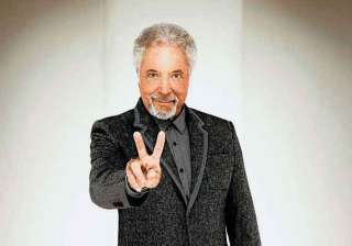 tom jones to quit the voice - India TV tom jones to quit the voice - India TV