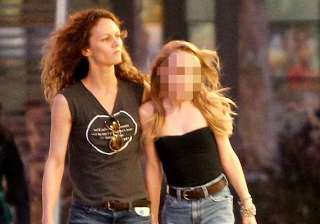 vanessa paradis won t stand in between her... vanessa paradis won t stand in between her...