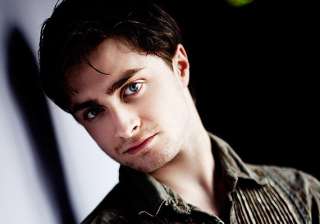 daniel radcliffe s parents ban him from tattoos -... daniel radcliffe s parents ban him from tattoos -...