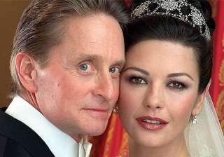 michael douglas zeta jones reunite spotted dining... michael douglas zeta jones reunite spotted dining...