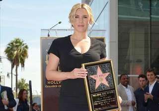 titanic fame kate winslet gets star on hollywood... titanic fame kate winslet gets star on hollywood...