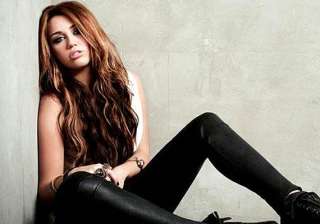 miley cyrus ruin the last wish of a cancer... miley cyrus ruin the last wish of a cancer...