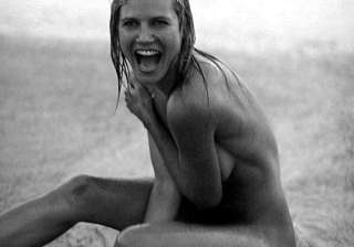 heidi klum goes nude on beach with beau - India TV heidi klum goes nude on beach with beau - India TV
