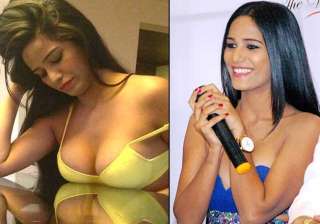 poonam pandey wears blue cleavage revealing... poonam pandey wears blue cleavage revealing...