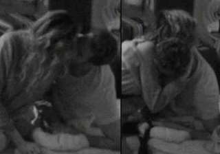 bigg boss 8 halla bol karishma upen get intimate... bigg boss 8 halla bol karishma upen get intimate...